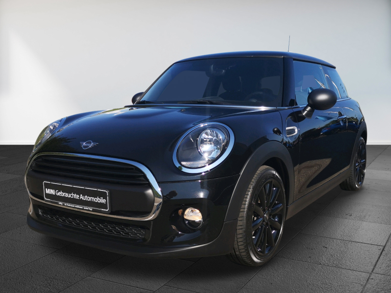 MINI - One Blackyard