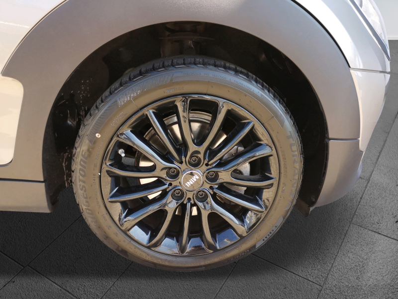 MINI - Clubman Cooper