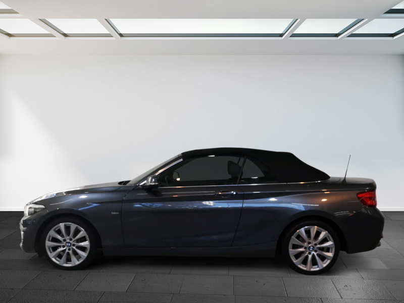 BMW - 218i Cabrio Luxury Line