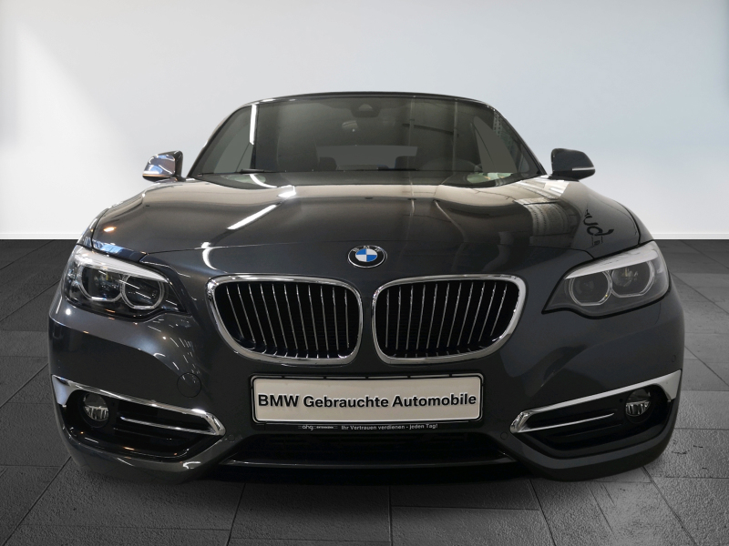 BMW - 218i Cabrio Luxury Line