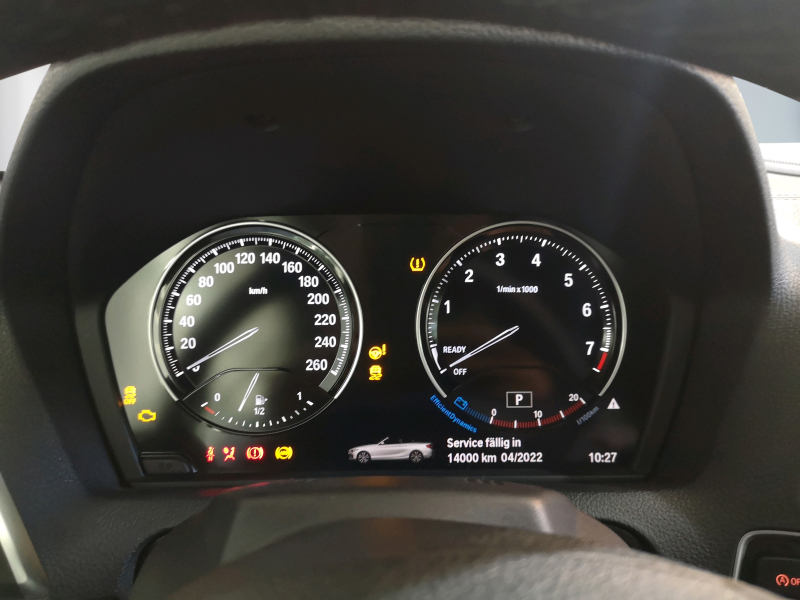 BMW - 218i Cabrio Luxury Line