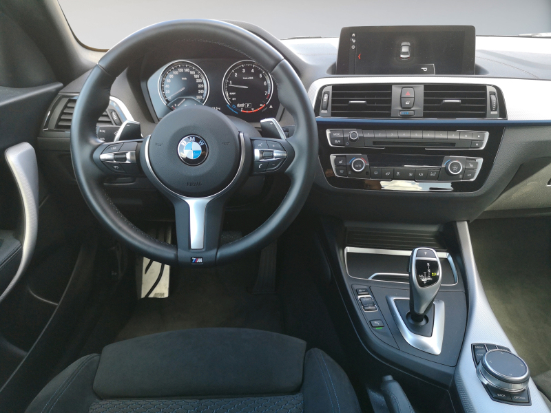BMW - 220i Steptronic Coupe M Sport