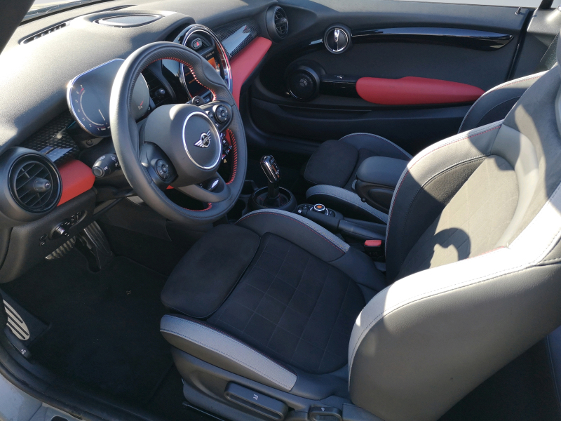 MINI - John Cooper Works Cabrio