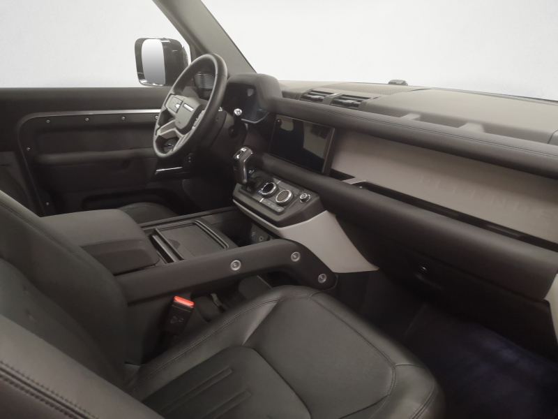 Land Rover - Defender 3.0 D200
