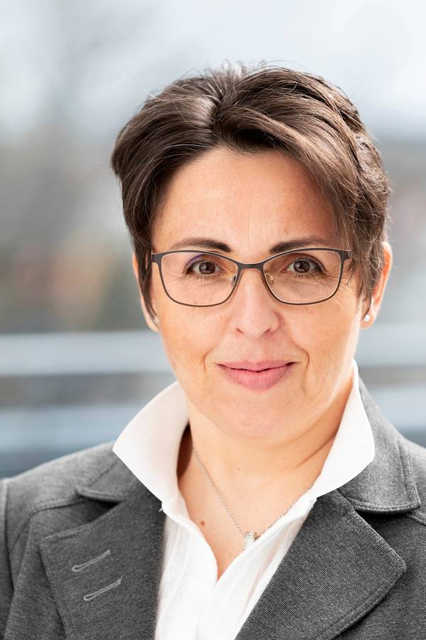 contact_import_imageFbhGF6