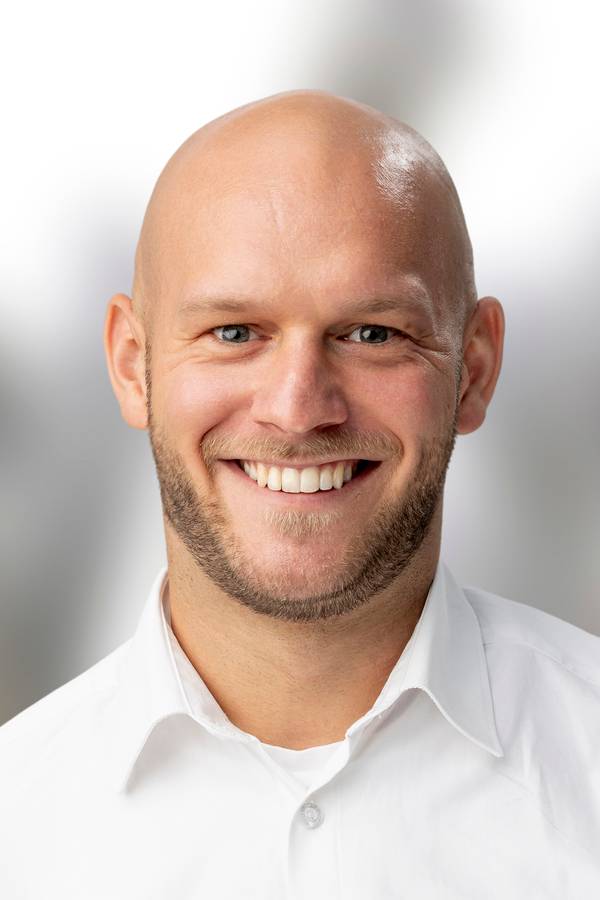 contact_import_imageLQGTqh