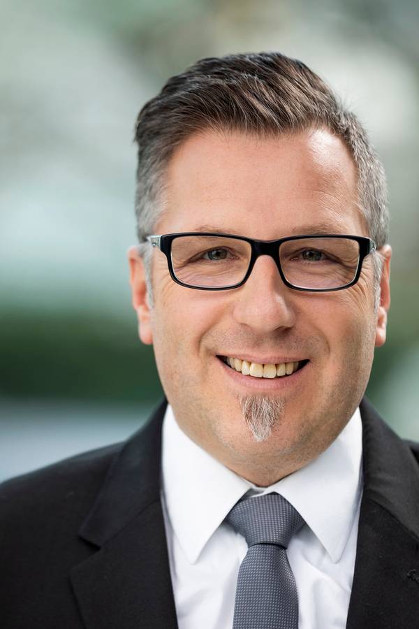 contact_import_imageRda22L