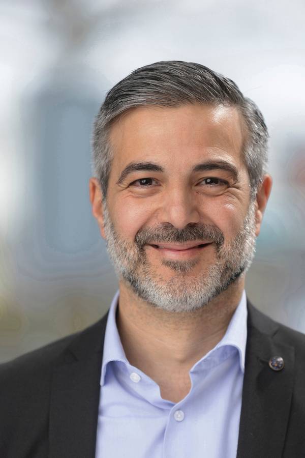 contact_import_imageZRXVM8