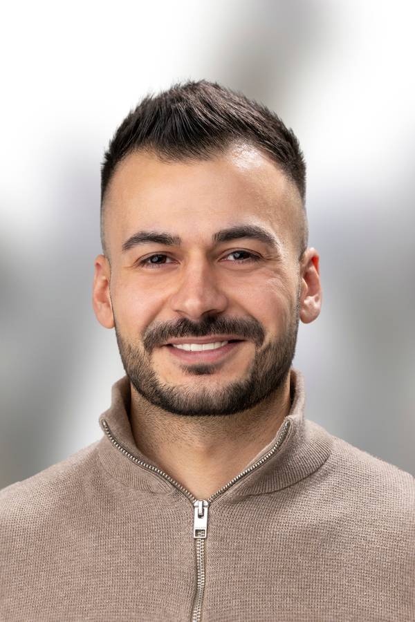 contact_import_imageDCJclA