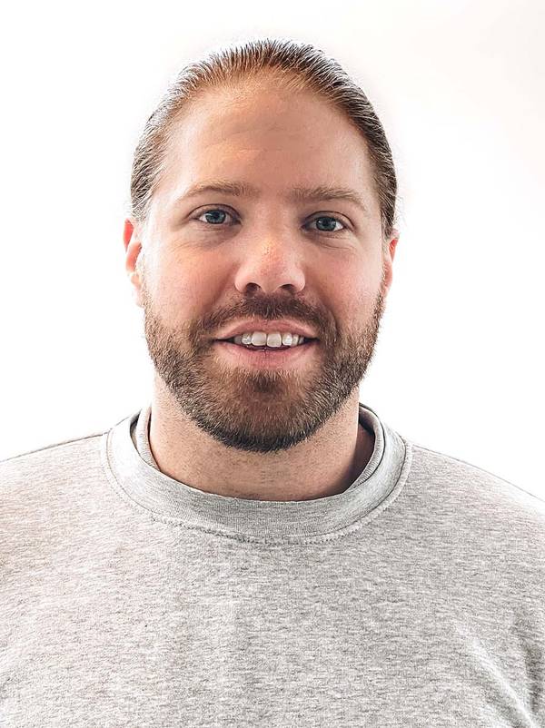 contact_import_imageIPvwSb