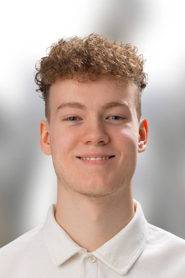 contact_import_imageFLpdHf