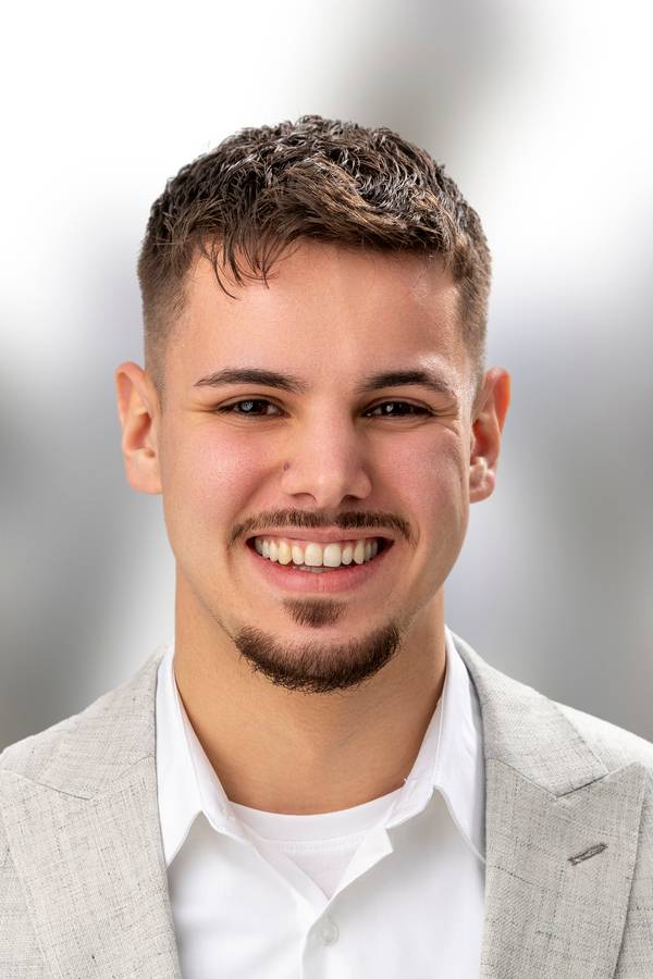 contact_import_imageqCOGJL