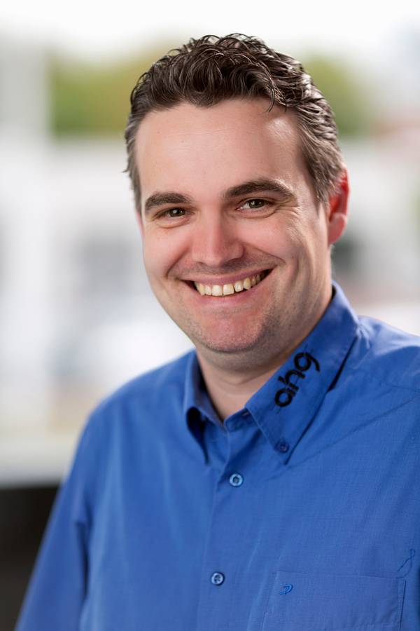 contact_import_imageBqHrOC