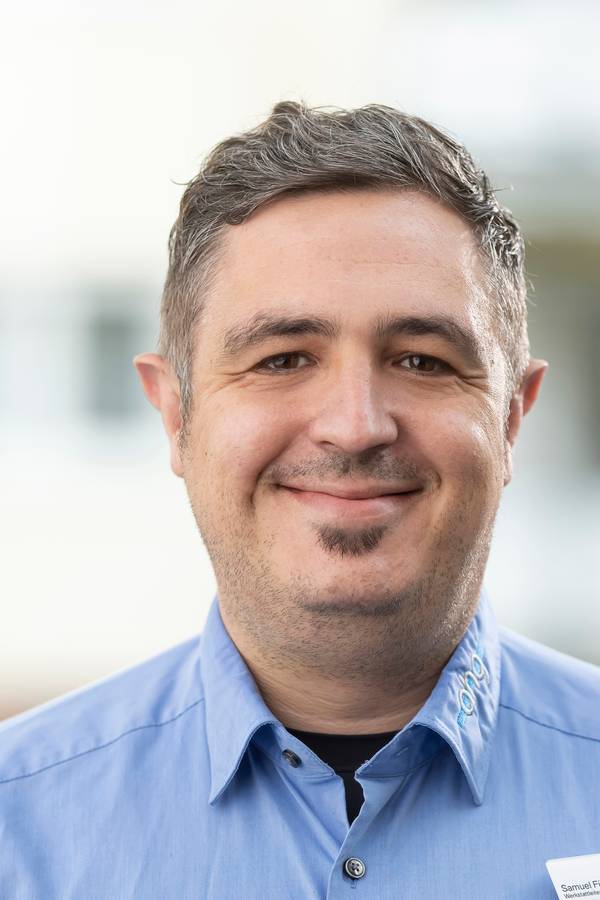 contact_import_imageEQ59Tj