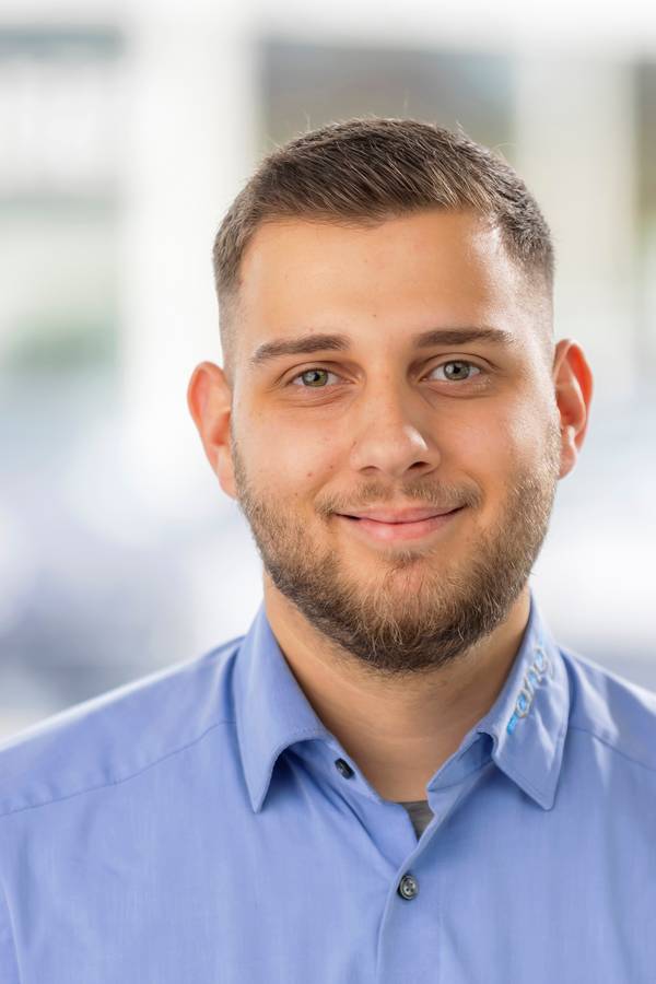 contact_import_imageb9WPhg