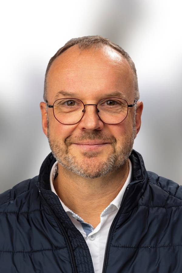 contact_import_imageyuhvVF