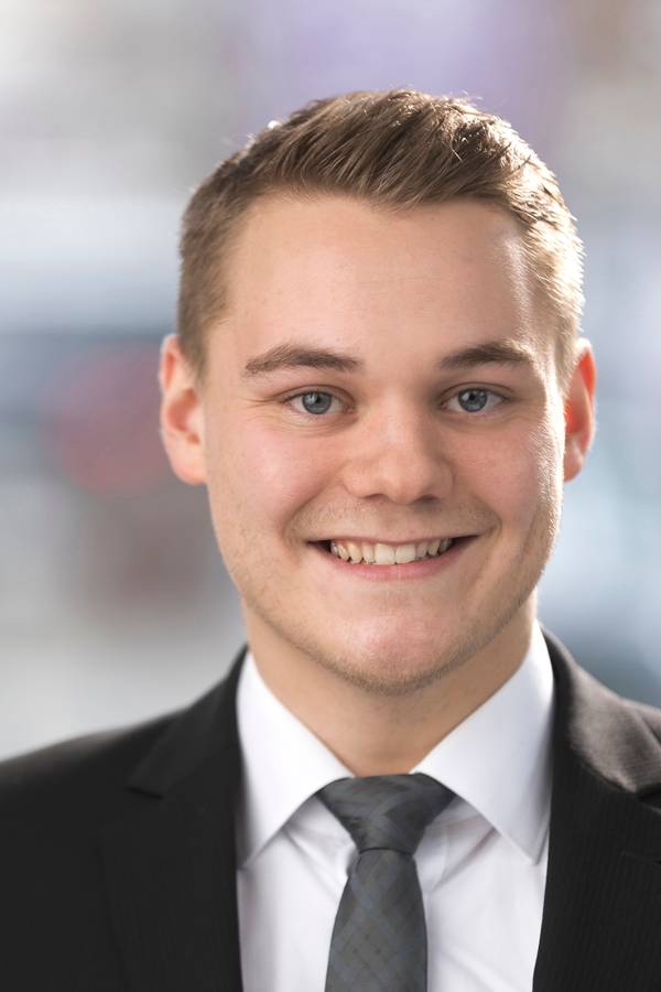 contact_import_imageZrB9EO