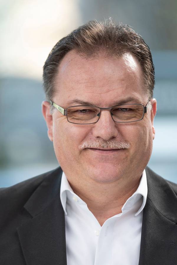 contact_import_imageFfuv61