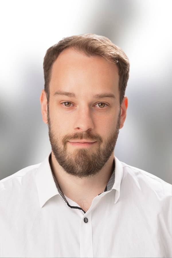 contact_import_imagean1NBP