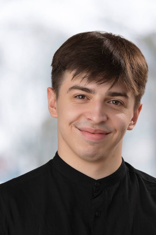 contact_import_image4UXggD