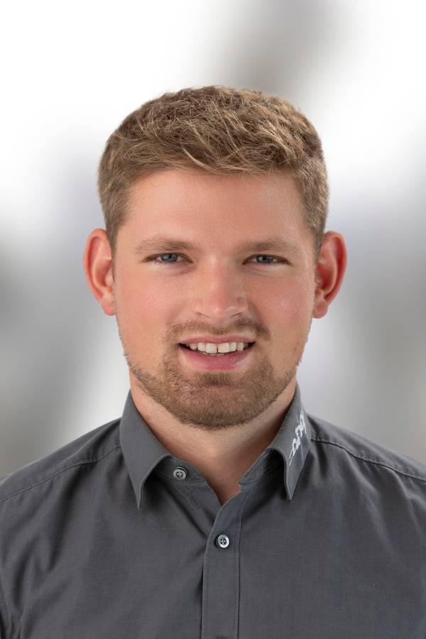 contact_import_imageBkPR5W