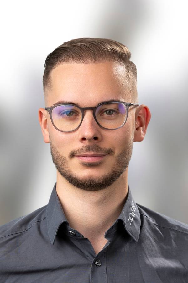 contact_import_imageAjL2nm