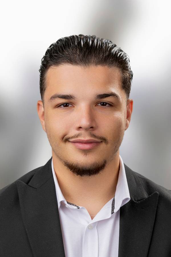 contact_import_image4ET9NI