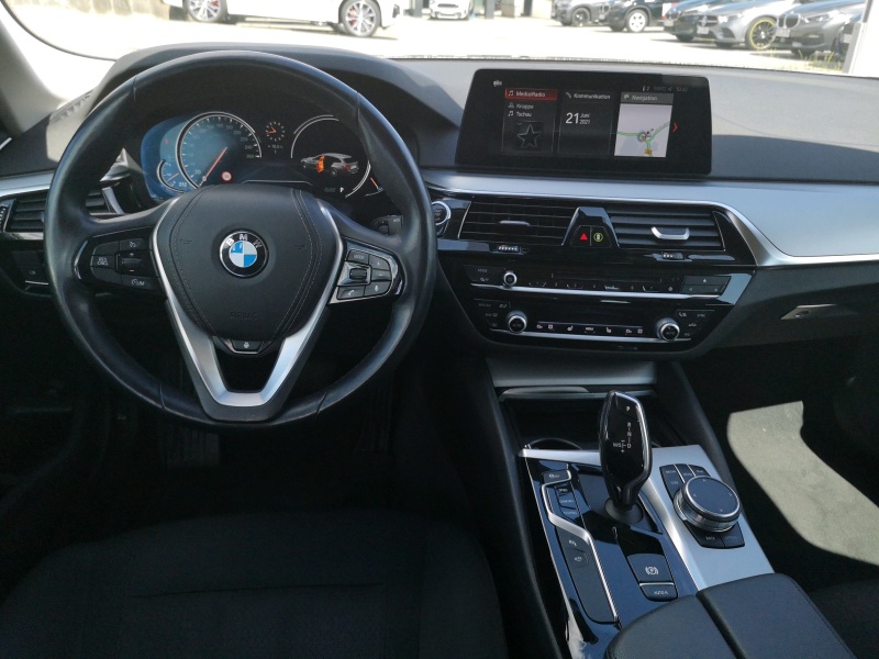 BMW - 525d Touring