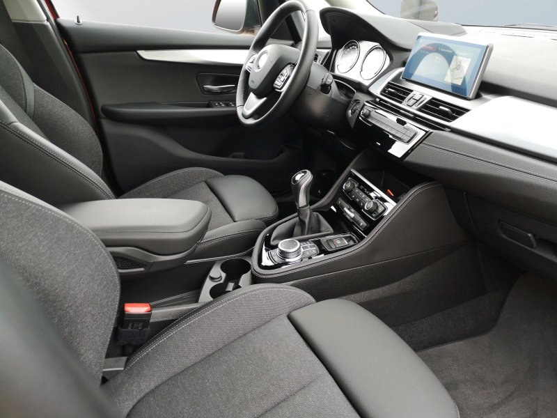 BMW - 216d Active Tourer Sport Line