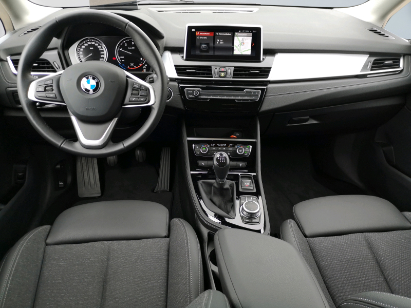 BMW - 216d Active Tourer Sport Line