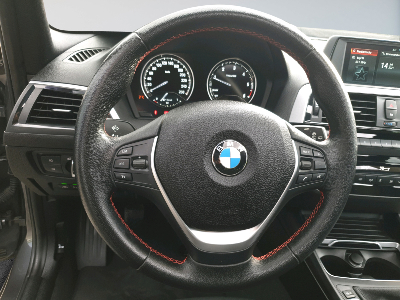 BMW - 120d Sport Line