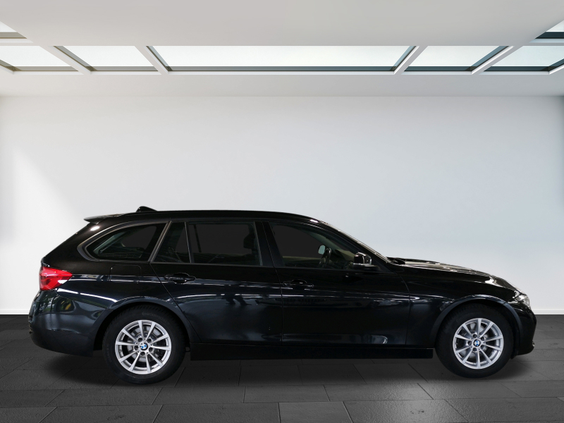 BMW - 320d Touring Advantage Aut.