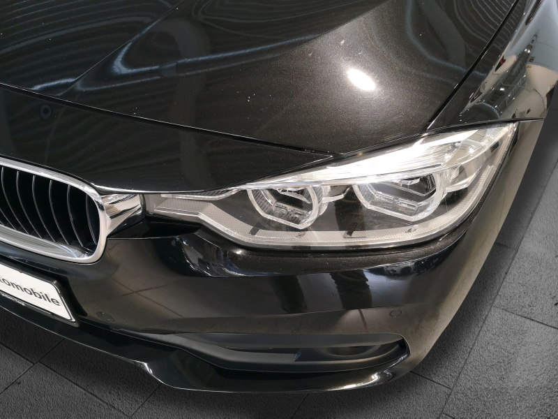 BMW - 320d Touring Advantage Aut.