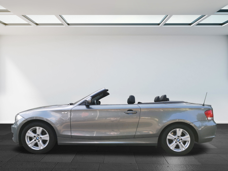 BMW - 120i Cabrio