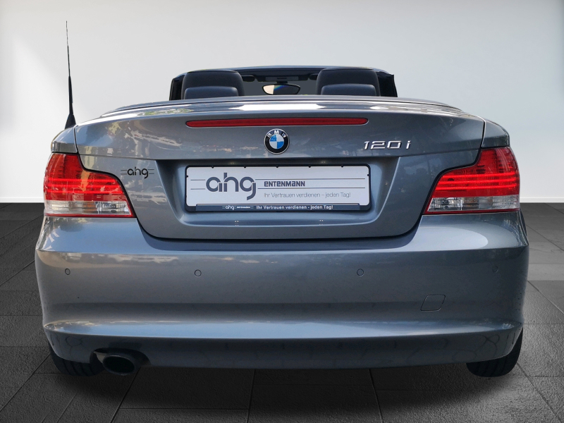 BMW - 120i Cabrio