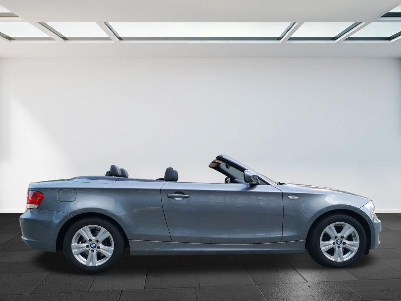 BMW - 120i Cabrio