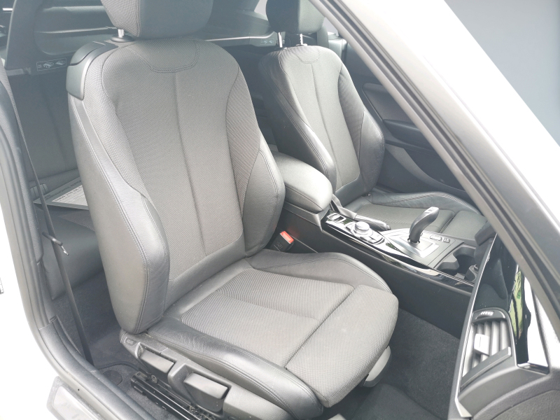 BMW - 218 dA Cabrio Sport Line