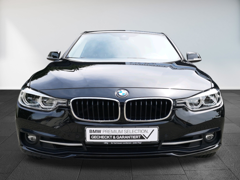 BMW - 320i Sport Line Lim.