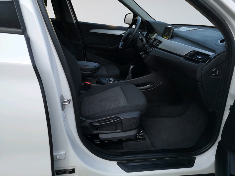 BMW - X1 sDrive18i Advantage