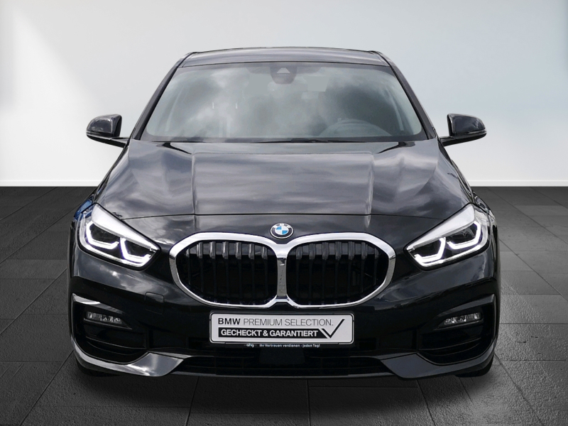 BMW - 120i Sport Line Sport-Aut.