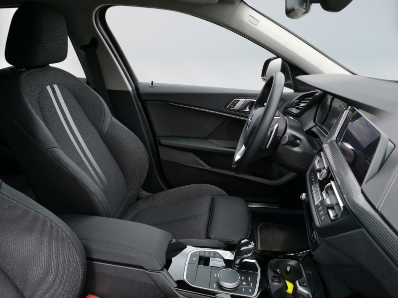 BMW - 120i Sport Line Sport-Aut.