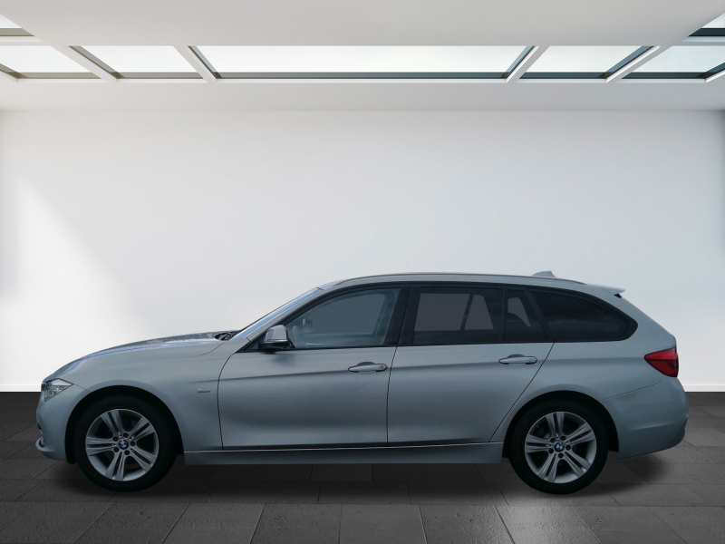 BMW - 318d Touring Sport Line