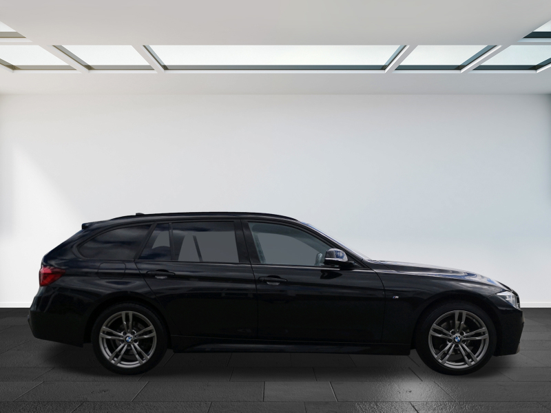 BMW - 320d xDrive Touring M Sport Shadow Auto.