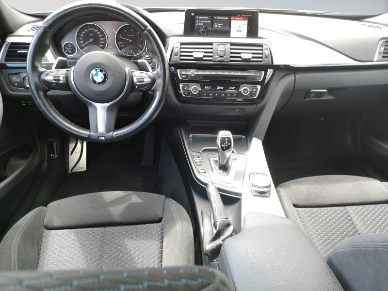 BMW - 320d xDrive Touring M Sport Shadow Auto.