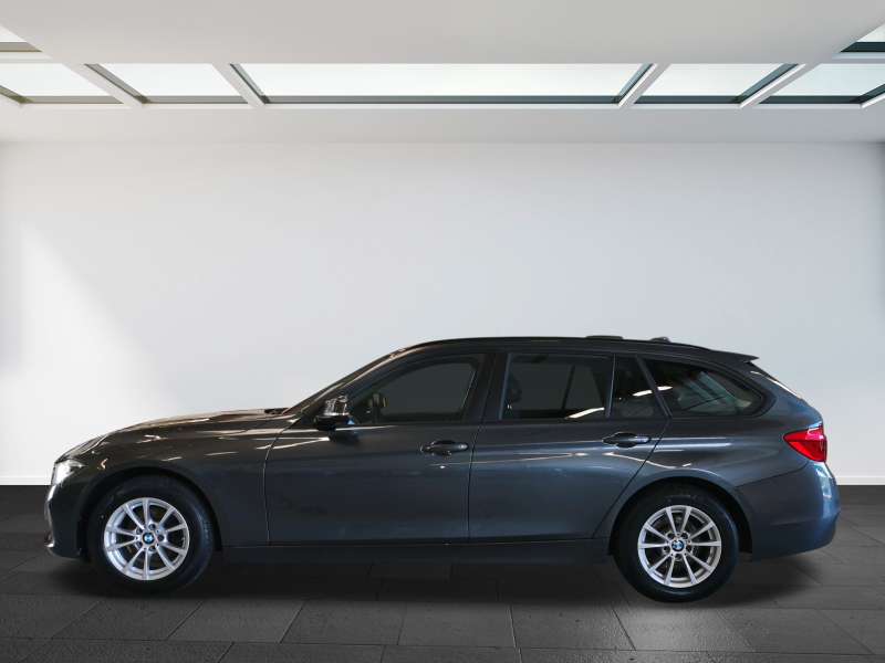 BMW - 318d Touring Advantage Aut.