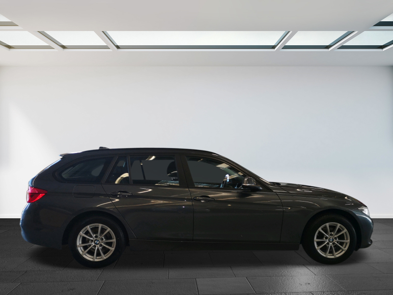BMW - 318d Touring Advantage Aut.