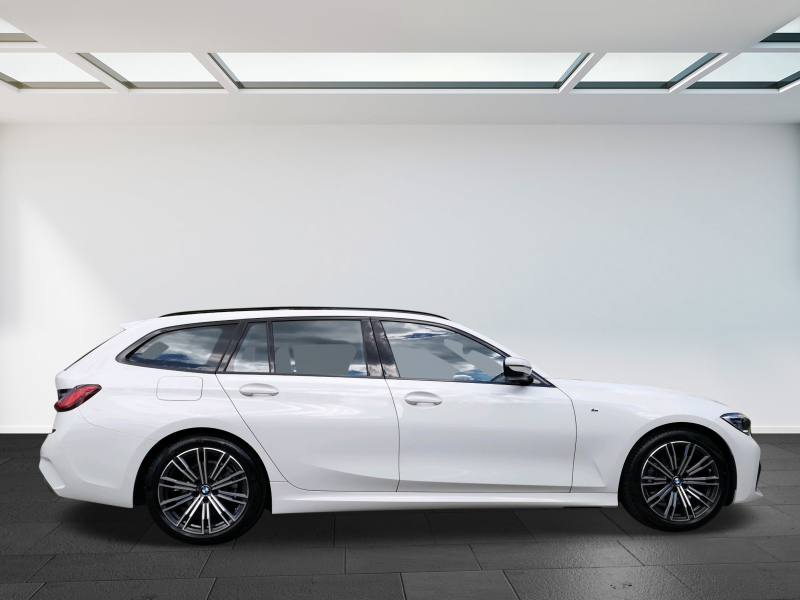 BMW - 318d Touring M Sport Aut.