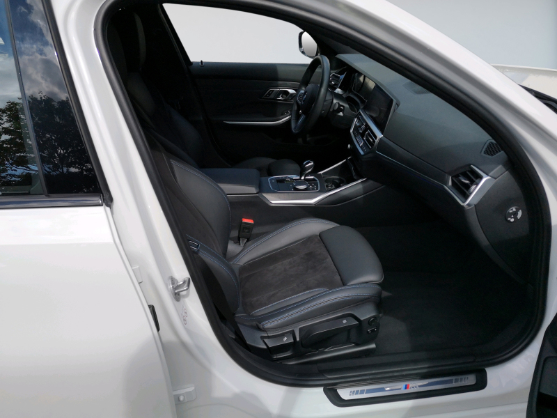 BMW - 318d Touring M Sport Aut.