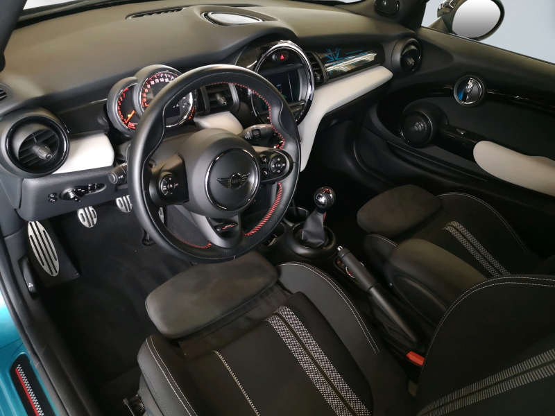 MINI - Cooper Cabrio