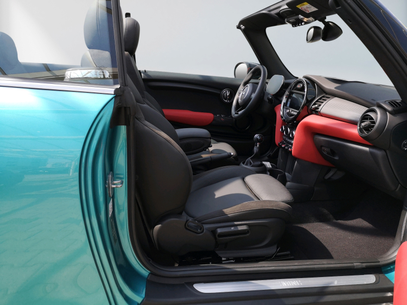 MINI - Cooper Cabrio